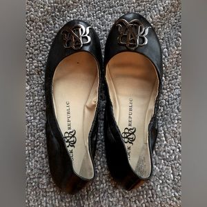Rock & Republic Ballet Flats